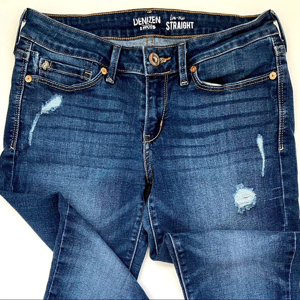 Levi’s Denizen Distressed Low-Rise Straight Crop Jeans